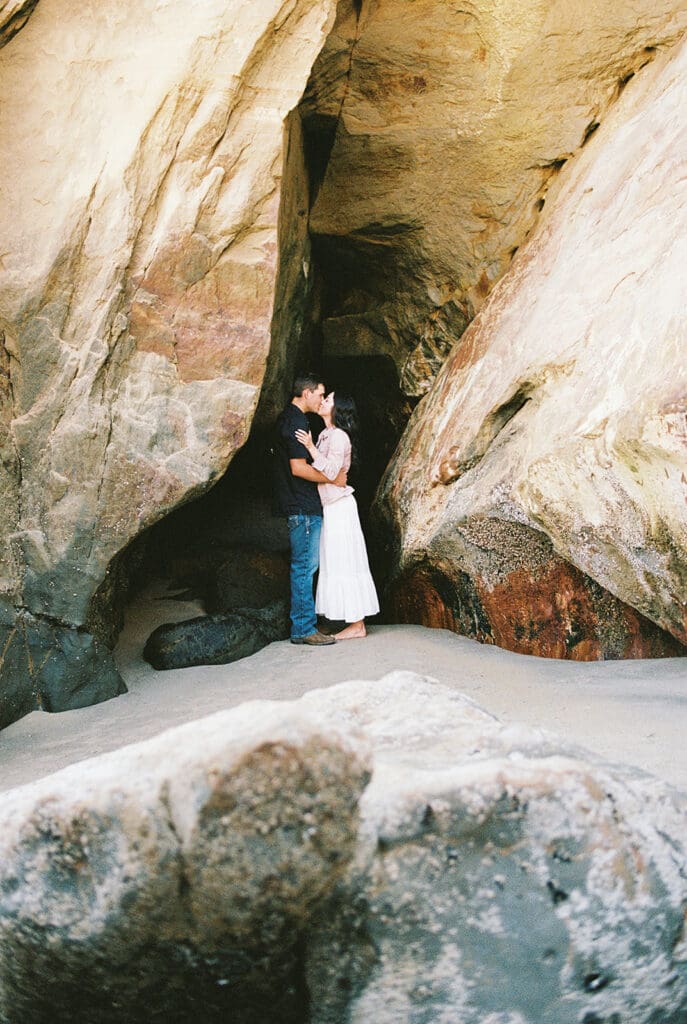Oregon beach engagement