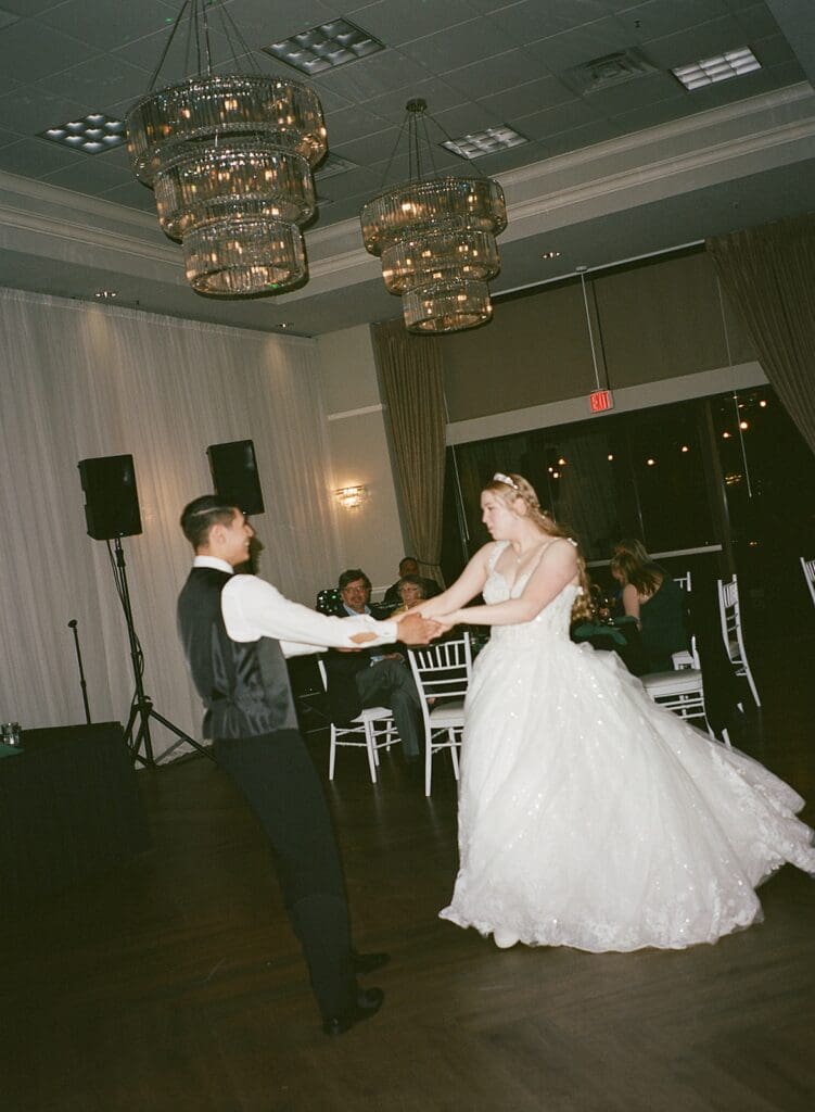reception dance film photo