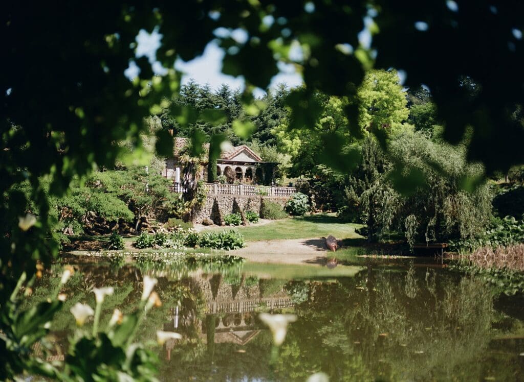 Villa Catalana film photo